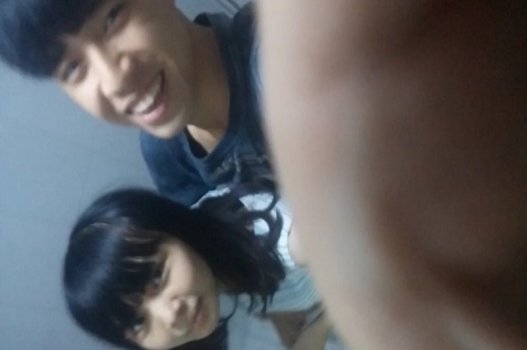 Bướm non ôm chặt, thích nhưng cu hơi rát