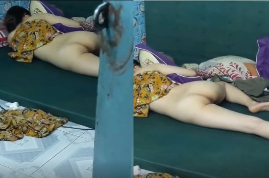 Dấn thân vào phòng riêng để thăm dò